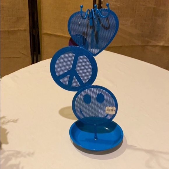 Justice “Smile” Jewelry Tray and Stand - Picture 3 of 10